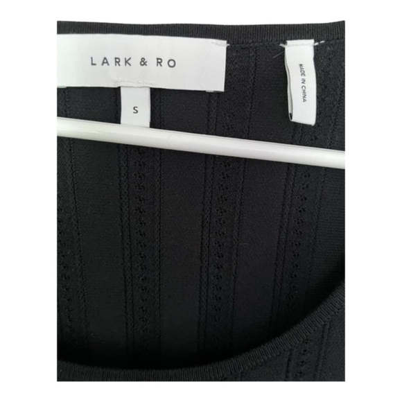 Elegant Black Knit Dress - Picture 5 of 12